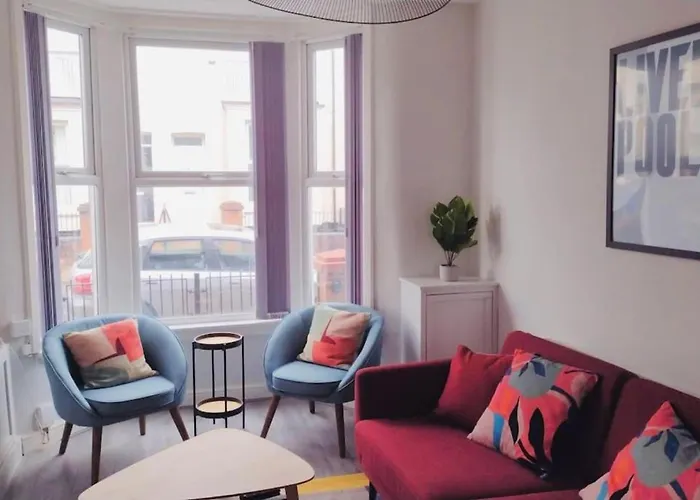 Stylish 3Br House Near Liverpool Football Club