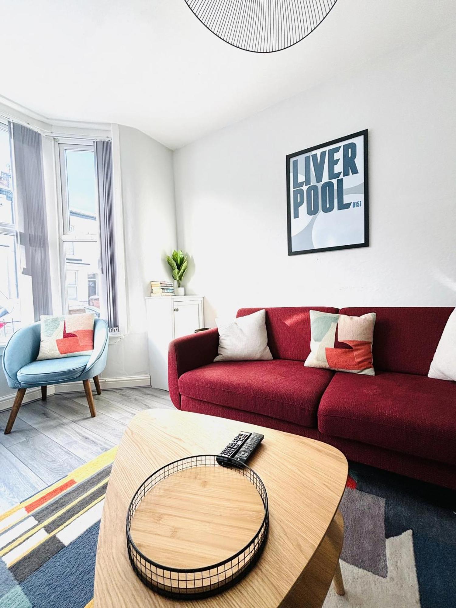 Stylish 3br House Near Football Club * Liverpool