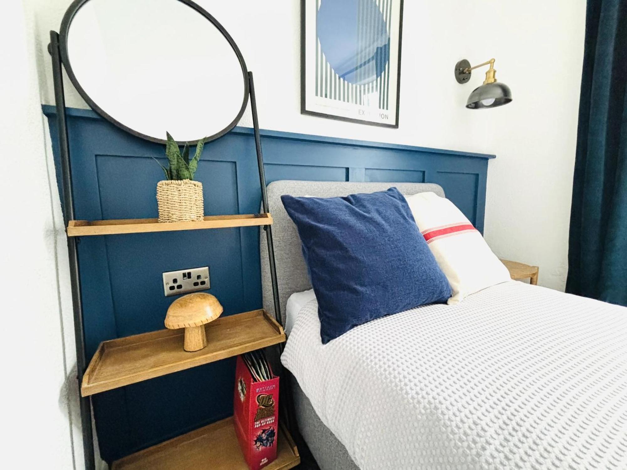 Holiday home Stylish 3br House Near Football Club