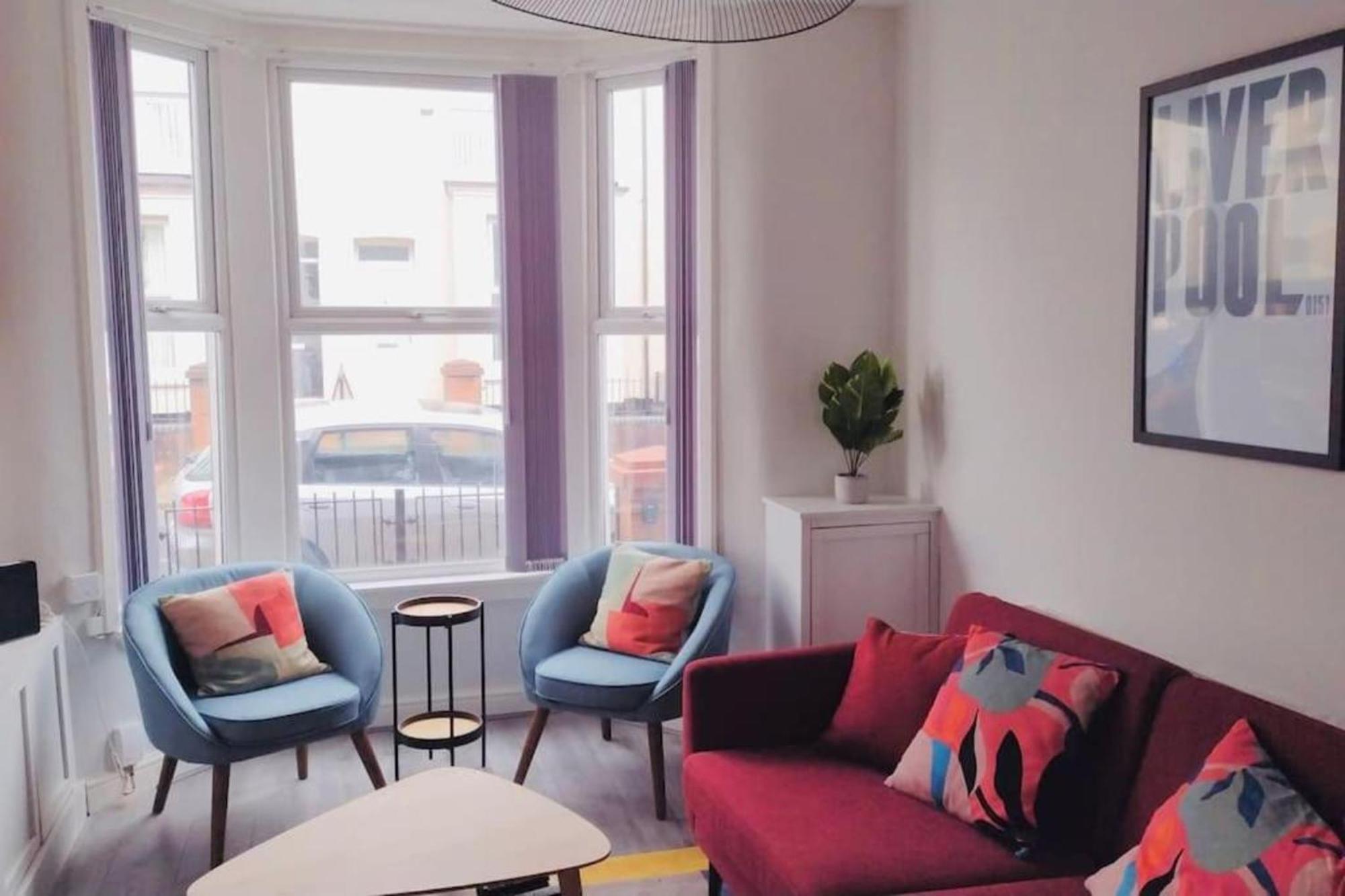 Stylish 3br House Near Football Club * Liverpool